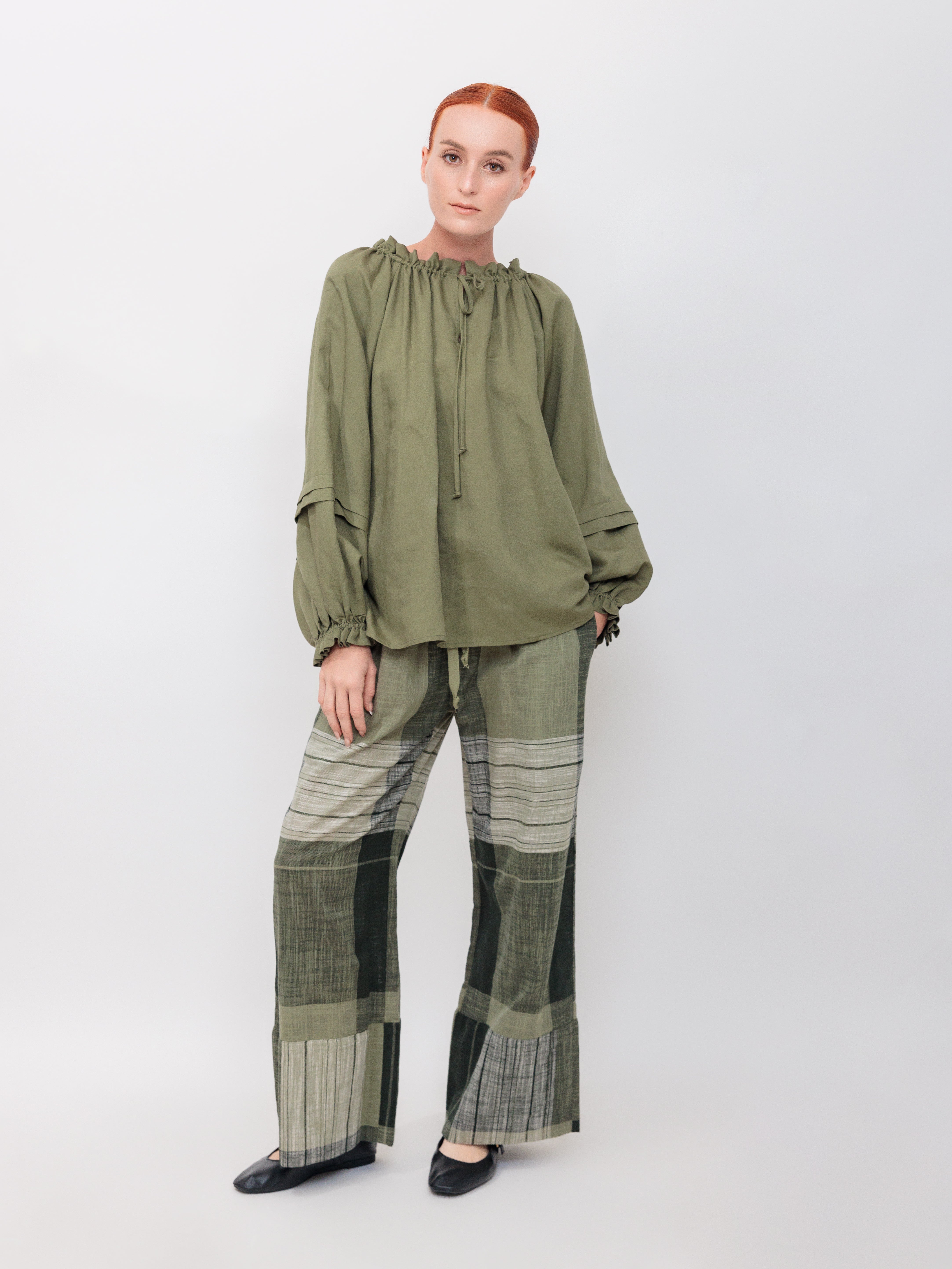Long Sleeve Pleated Lounge Top in Army Green