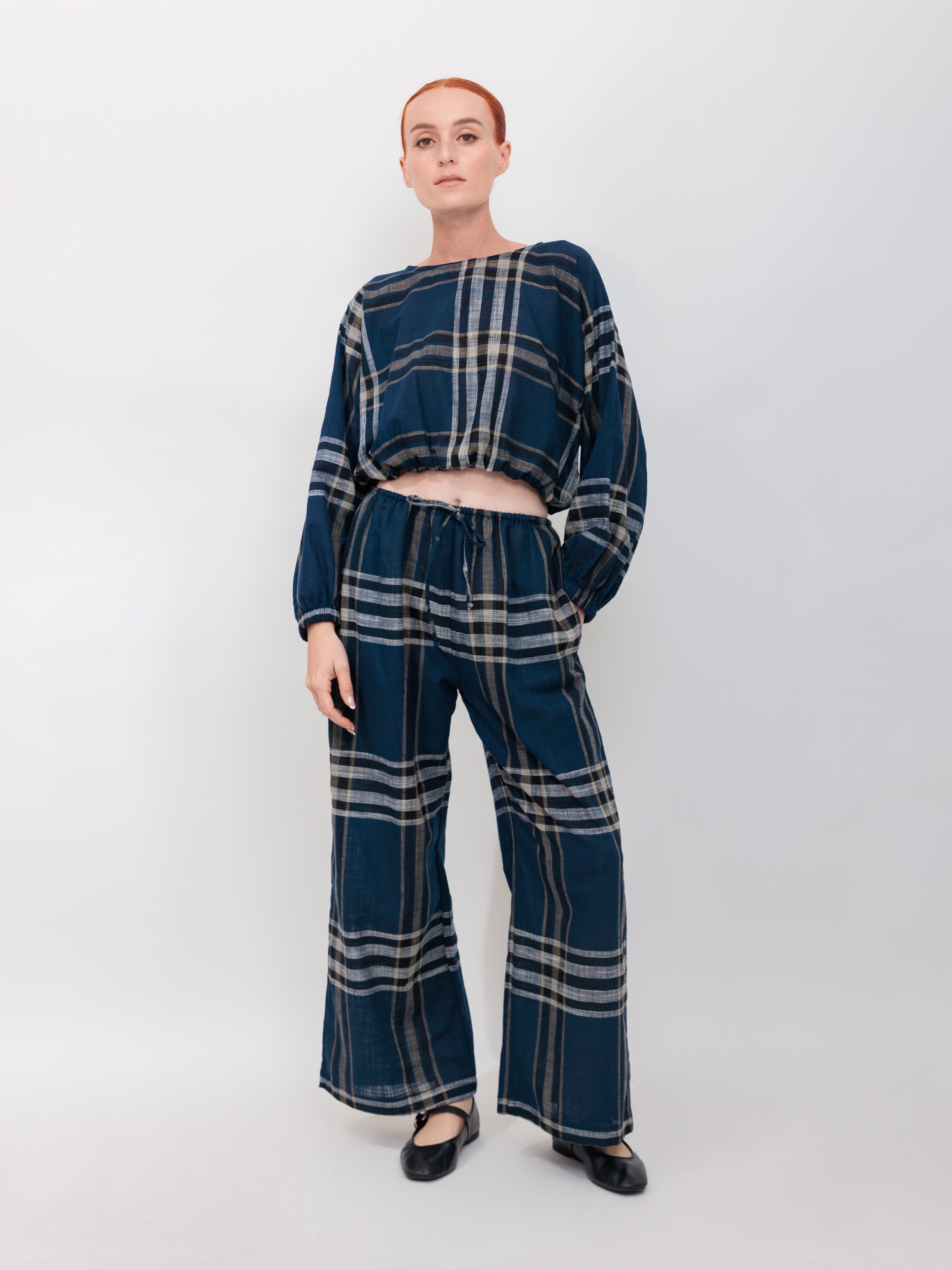 Long Sleeve Bubble Crop Top in Navy Windowpane