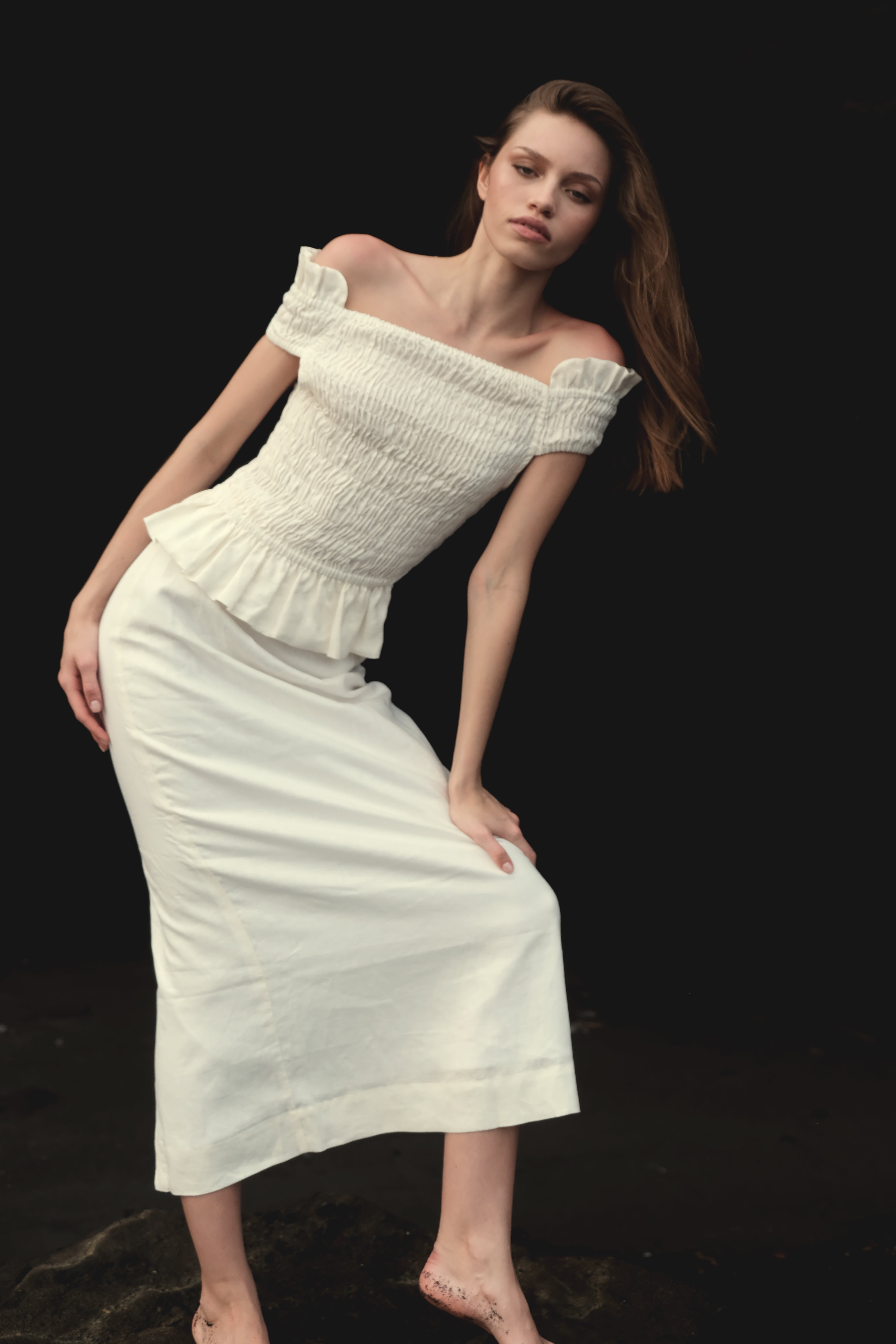 Off-the-Shoulder Big Ruffle Hem Top in White