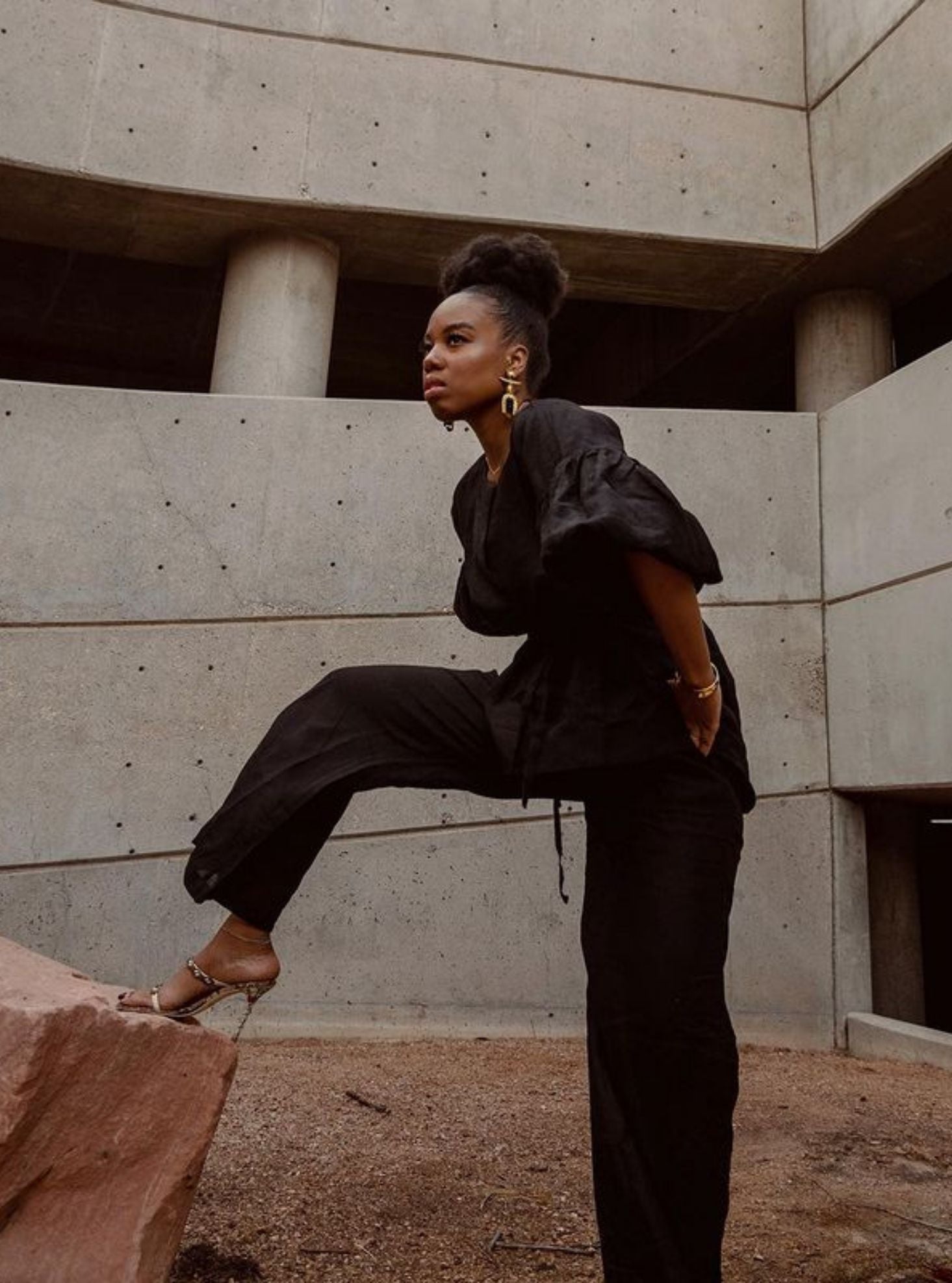 High Waisted Lounge Pant in Black