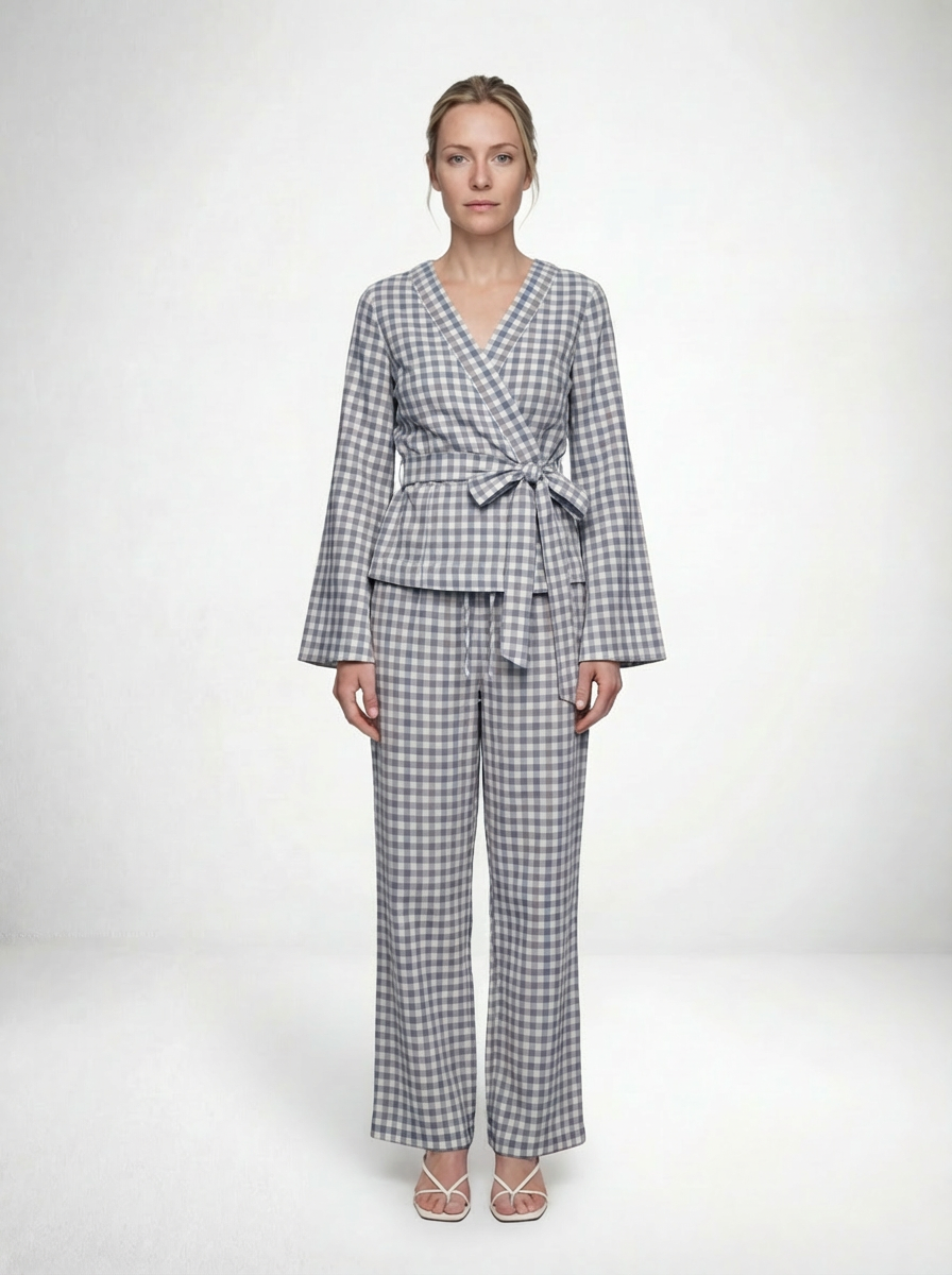 Drawstring Pants in Navy & White Gingham