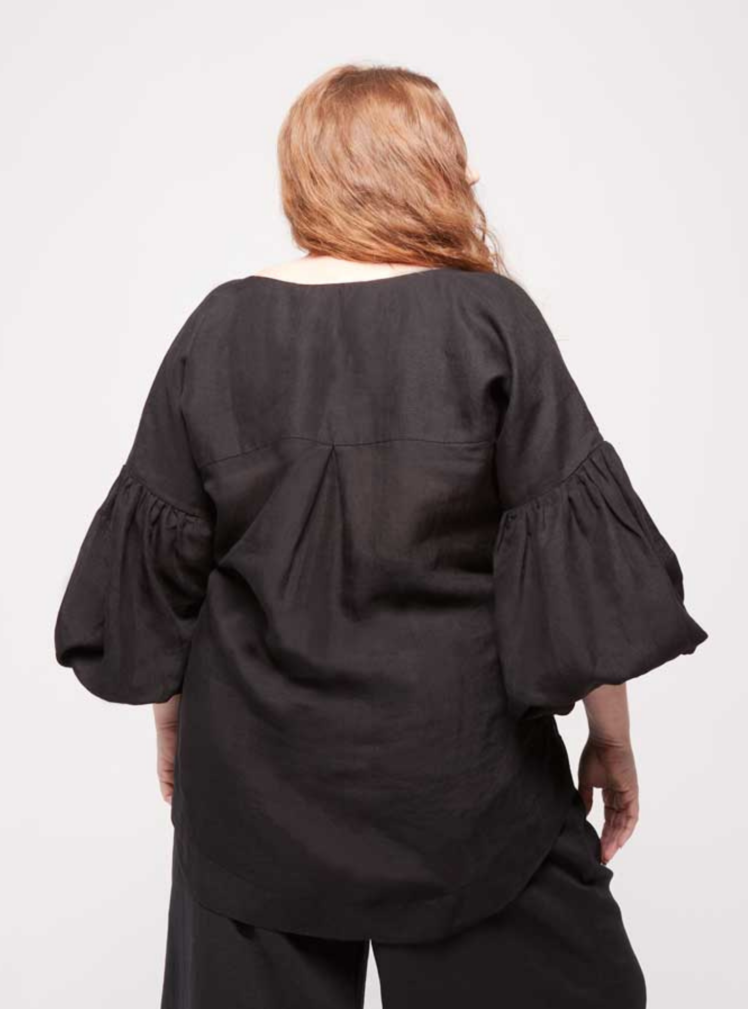 Koh Rong Linen Lounge Top in Black